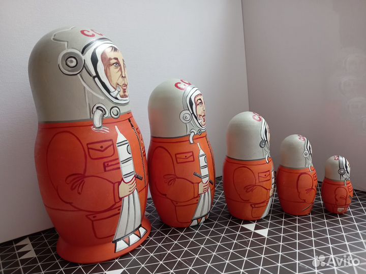 Матрешка космонавты 20 см