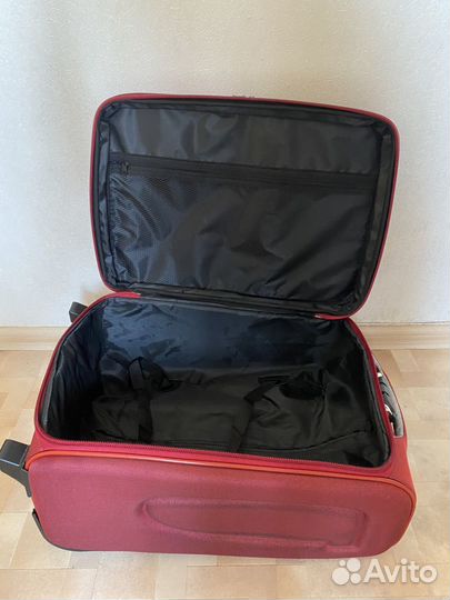 Чемодан на колесах