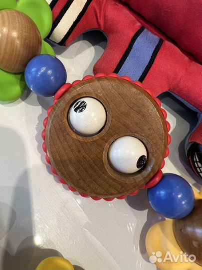 Игрушка babybjorn на шезлонг качалку baby bjorn