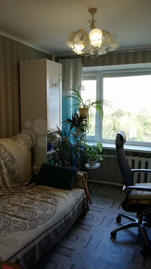 4-к. квартира, 85 м², 5/12 эт.