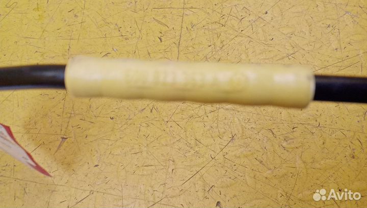 Держатель капота Polo (RUS) 60U823363A