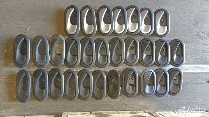 Внутренние ручки дверей Renault Logan Sandero