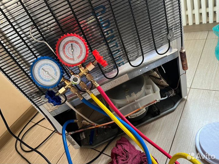 Ремонт холодильных витрин и холодильников