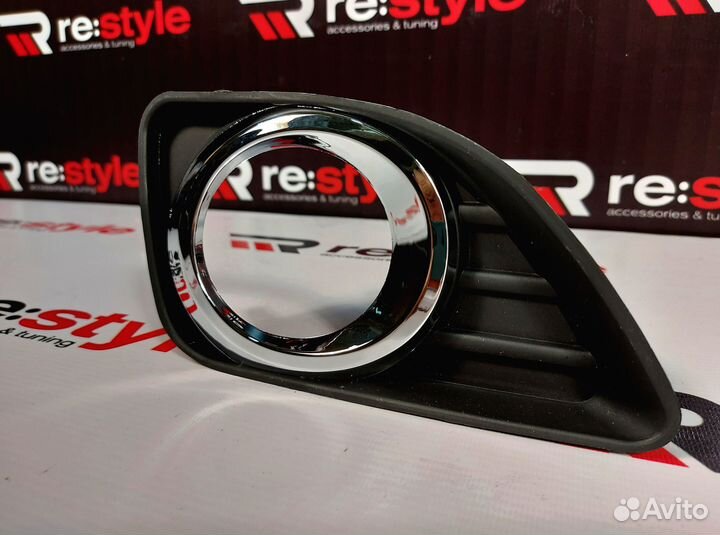 Оправа туманки Toyota Camry 40 09-11г