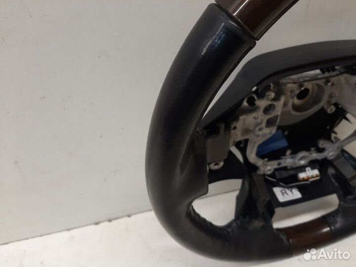 Руль Toyota Land Cruiser 200 2016