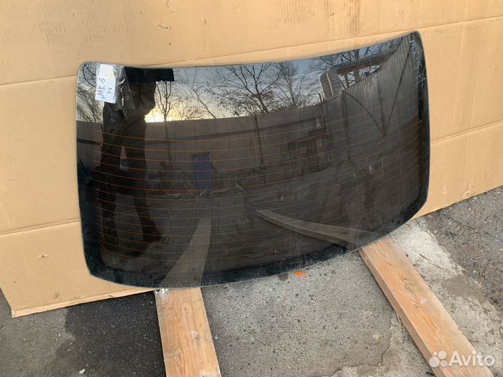 Стекло заднее Geely MK