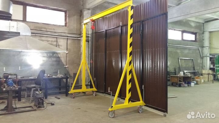 Кран козловой мобильный