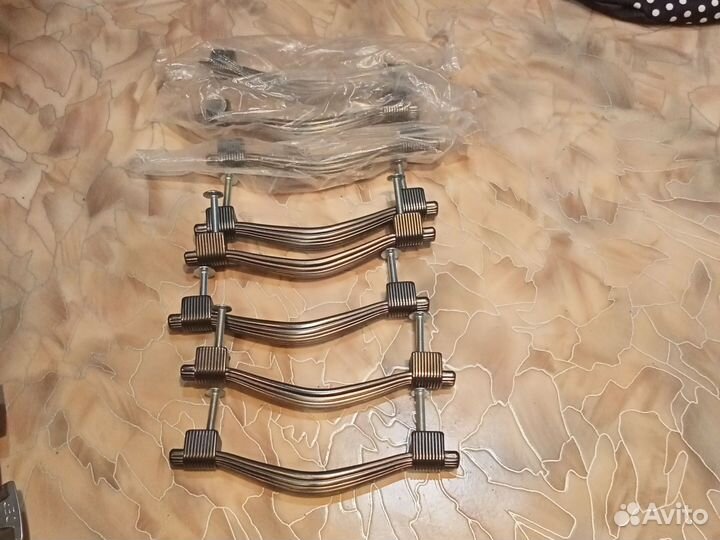 Мебельные ручки