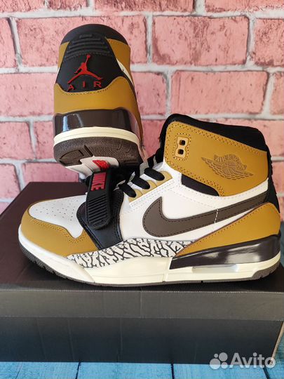 Кроссовки Nike Air Jordan Legacy 312 'Black Cement