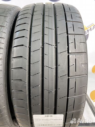 Pirelli P Zero PZ4 235/35 R19 92V