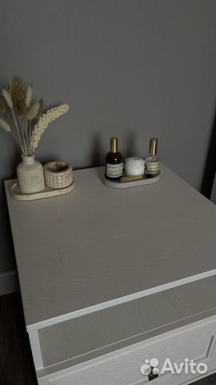 Тумба прикроватная