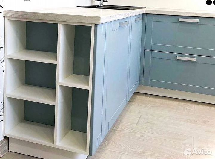 Кухня в потолок