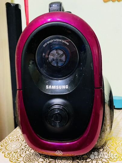 Пылесос Samsung sc18m2110sp