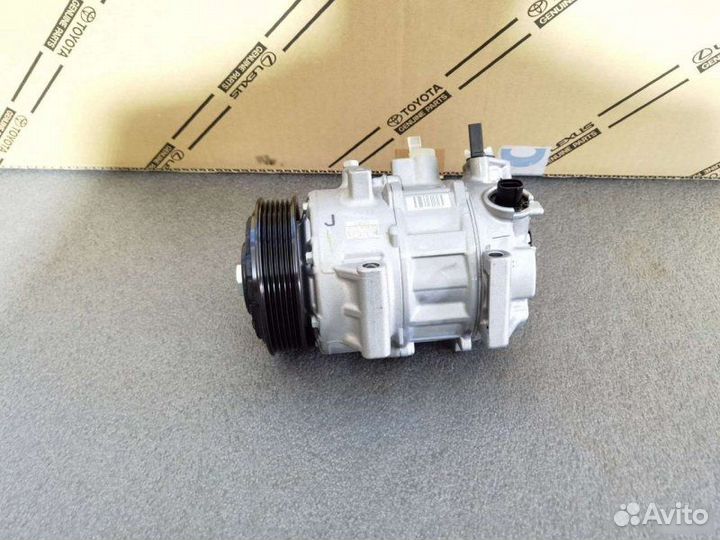 Компрессор кондиционера Toyota Camry 70