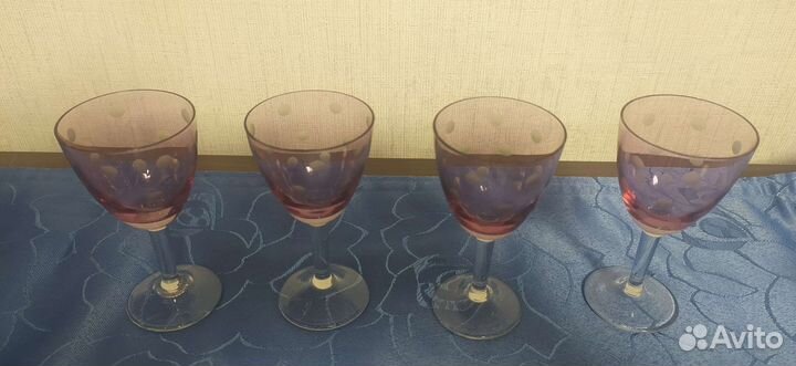 Рюмки розовые.Винтаж.Стекло