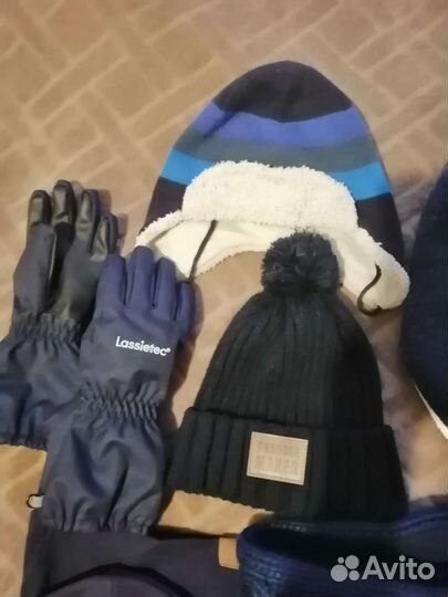 Зимние шапки, шарфы, перчатки lassie tec