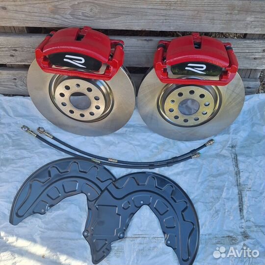 Новые пеpeдниe Tормоза 340mm Rline S3