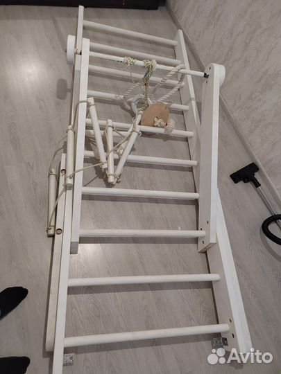 Шведская стенка