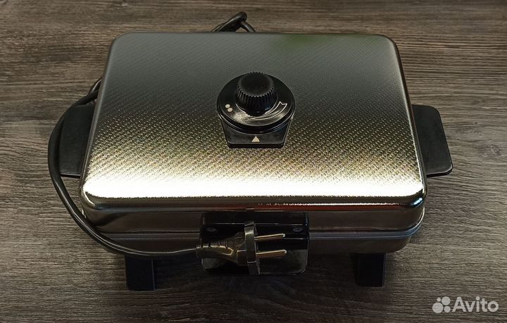 Гриль контактный, вафельница, эвгк-1,0/220, электр