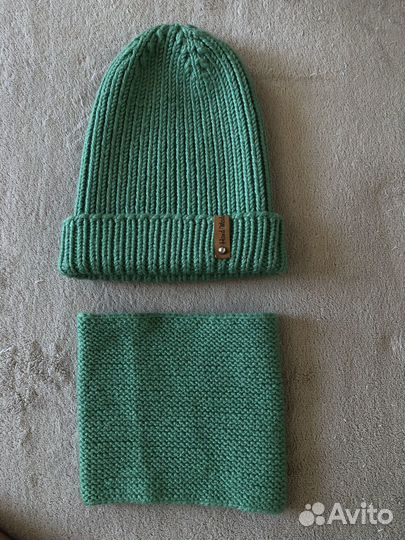 Комплект шапка и снуд
