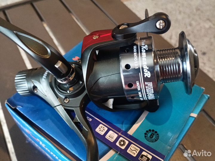 Катушка командор 4000