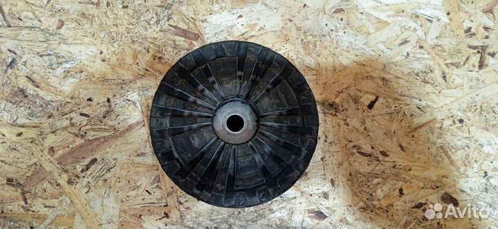 Опора амортизатора верхняя (чашка) Audi A4 B7 2008