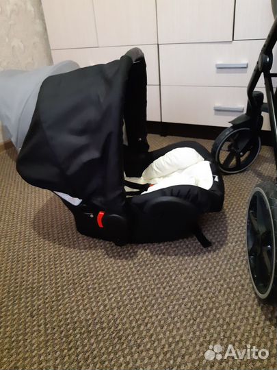 Продаётся коляска 3 в 1