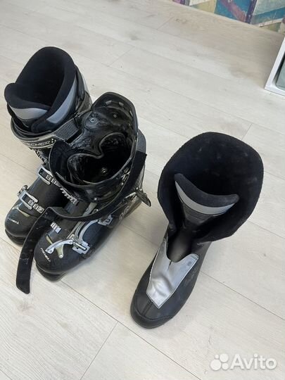 Горнолыжные ботинки