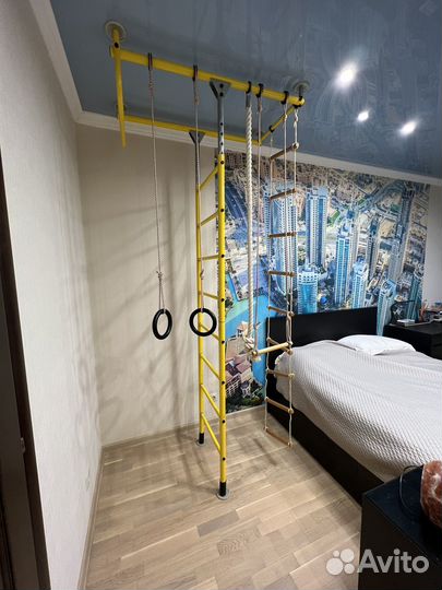 Шведская стенка (детский спортивный комплекс)