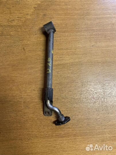 Трубка масляная VW Passat B6