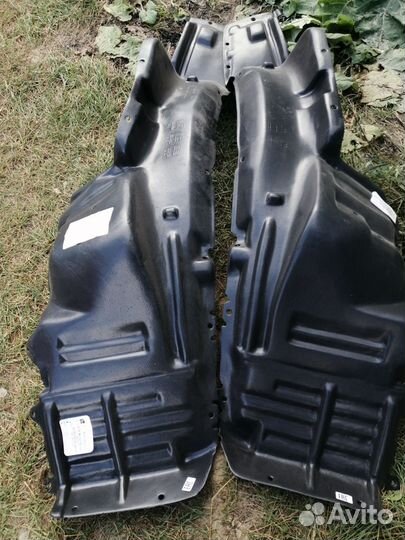 Ликёра, подкрылки на лансер 9