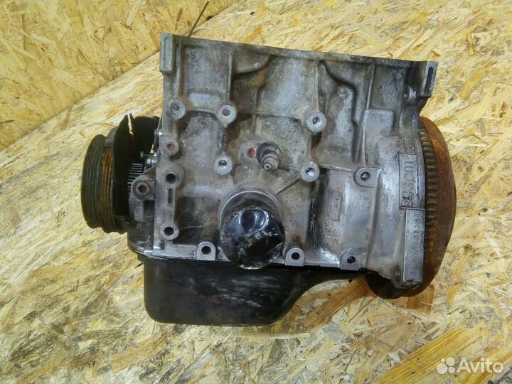 Блок цилиндров Suzuki Swift 2 рест. 2001