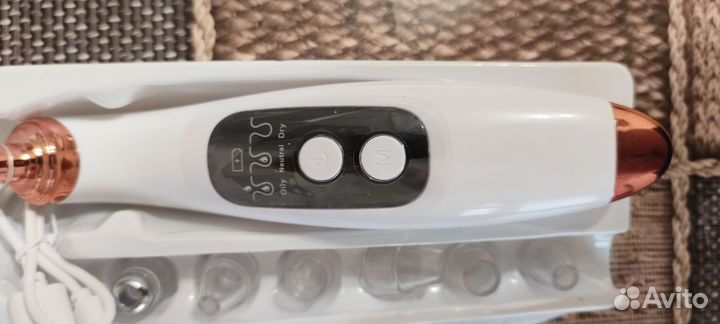 Прибор для чистки лица