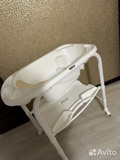 Стол пеленальный с ванночкой Cam