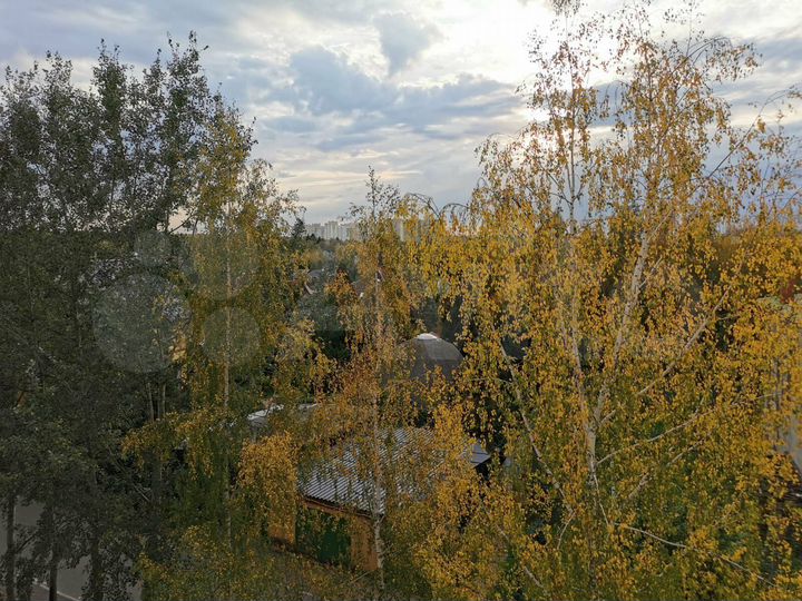 2-к. квартира, 54 м², 5/5 эт.