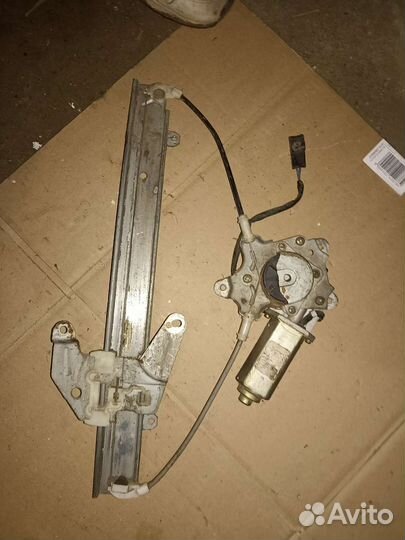 Стеклоподъемник задний правый Nissan pulsar