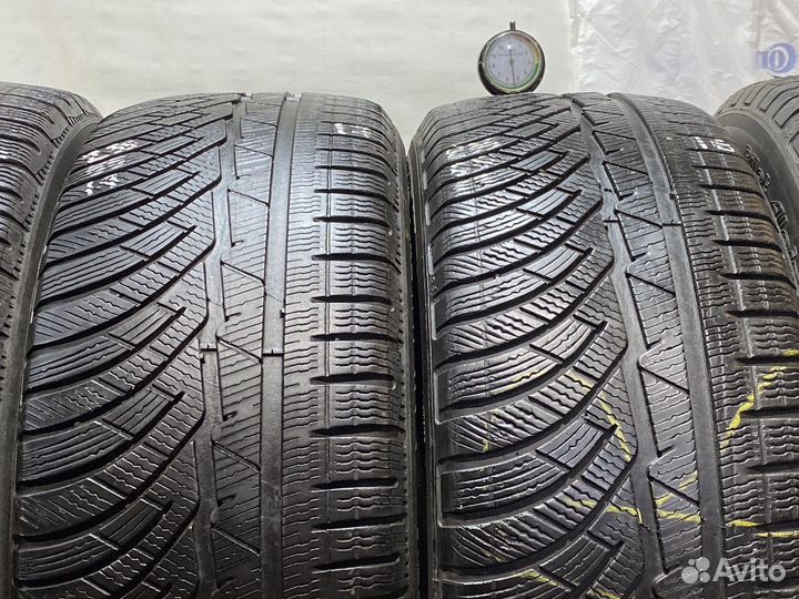 Michelin Pilot Alpin PA4 235/55 R17
