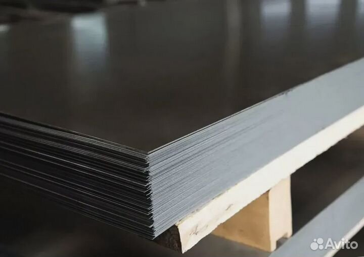 Лист стальной