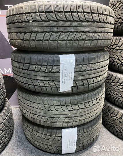 Triangle Snowlink TWT02 215/60 R16