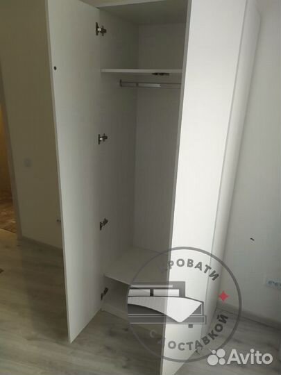 Шкаф распашной