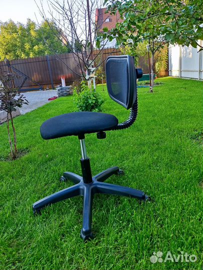 Компьютерное кресло бу детское