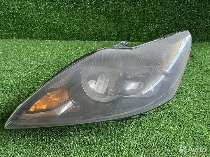 Передняя левая фара Ford Focus 2