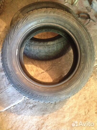 Bridgestone Blizzak Revo GZ 225/60 R17