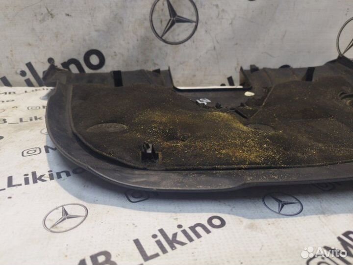 Декоративная крышка двигателя Mercedes Gl X164