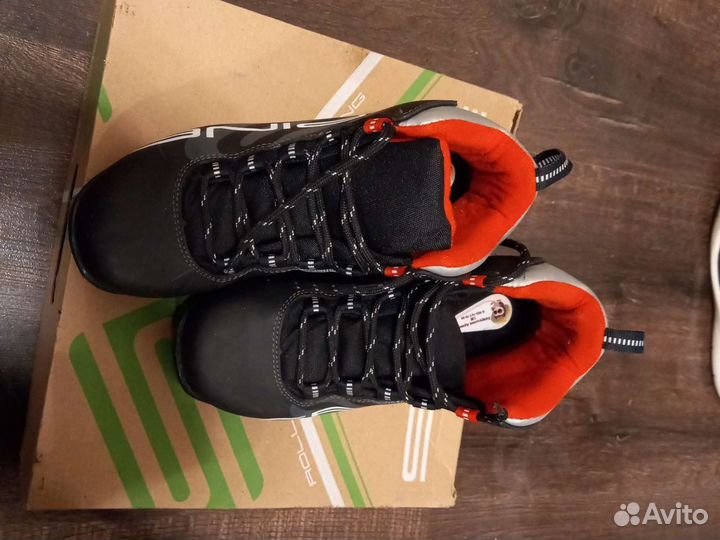 Лыжные ботинки 38р