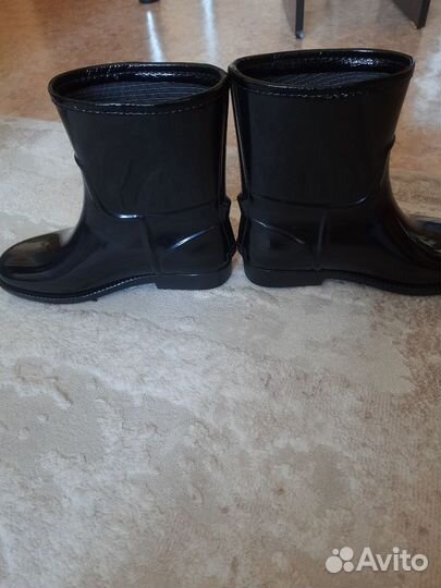 Резиновые сапоги