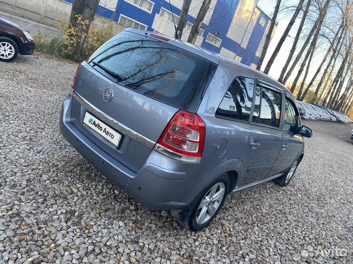 Opel Zafira 1.8 МТ, 2010, 207 000 км