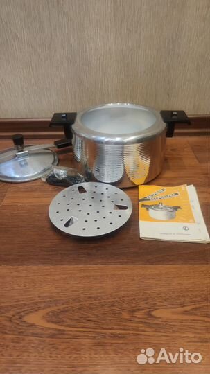 Кастрюля-скороварка времен СССР (новая)