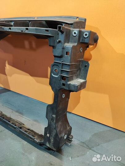 Телевизор Volkswagen Tiguan 5N1 2.0 TDI