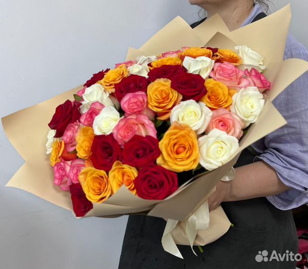 Букеты из роз от 51 шт